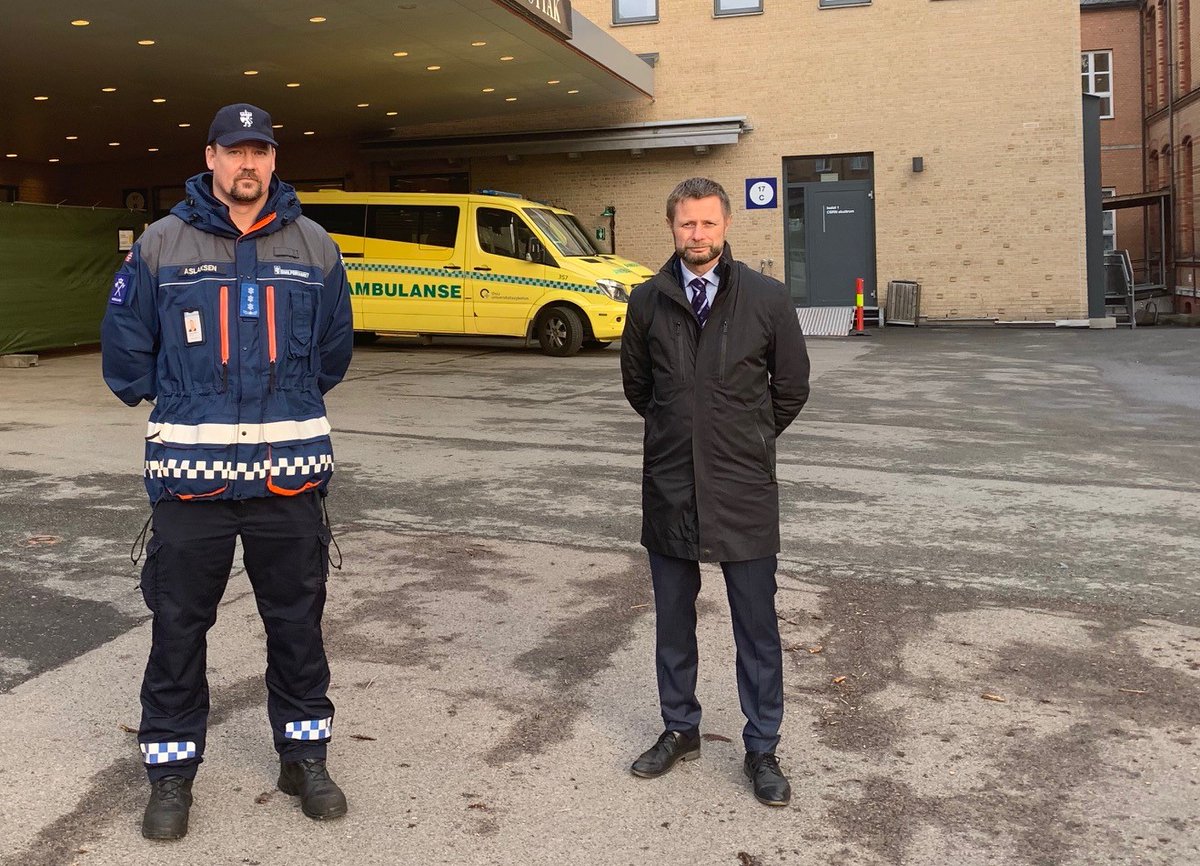 Italy is in desperate need of health-care personnel due to the coronavirus emergency. Now, Norway is sending a medical team.- This is an appropriate time to assist a country facing enormous challenges, said Norway’s Minister of Health and Care Services. regjeringen.no/en/aktuelt/nor…