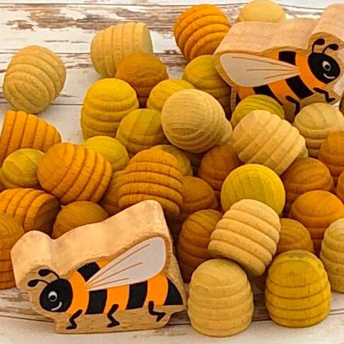 Latest purchase from <a href="/EcototsCoUk/">Jacqui</a>  <a href="/LankaKade/">Lanka Kade Toys</a> #grapat #bees 😍😍🐝