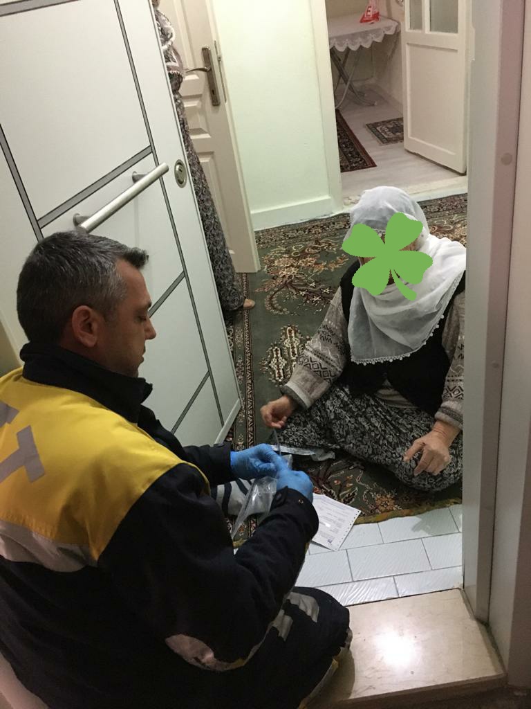 covidupdates_TR's tweet photo. PTT Türkiye'nin hizmetinde ❤️
#SenEvdeKalDiyePttÇalışıyor https://t.co/6zXNJVlnTK