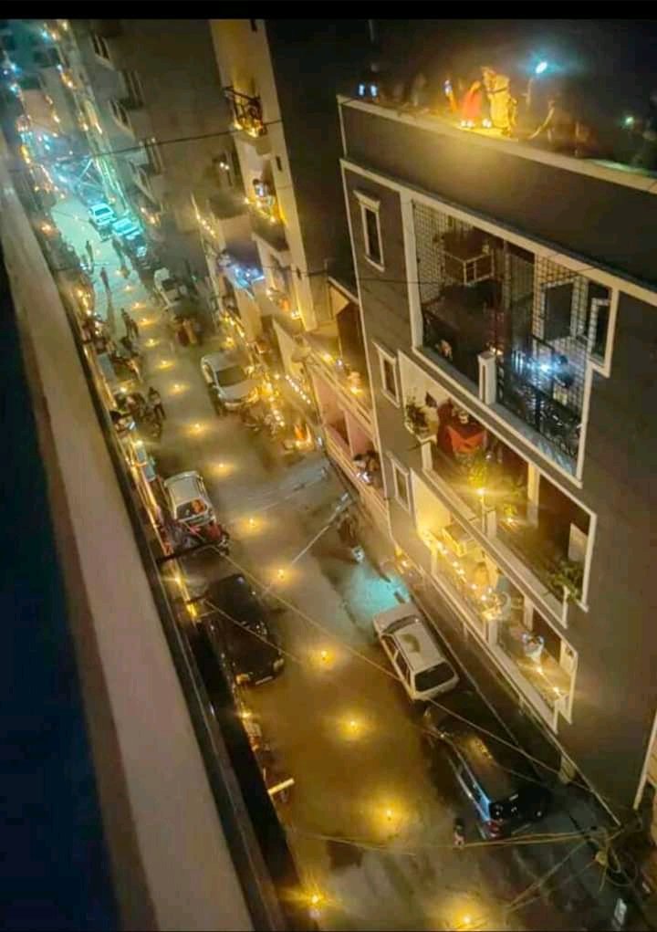 BharosePandit's tweet photo. Candles my streets Sultanpur Colony Delhi. https://t.co/6lT3JaGUAz