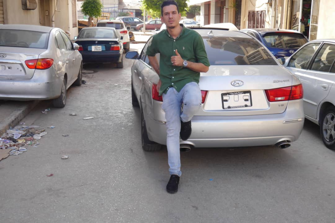 من يبيانا يلقنا..❌

- ما في شي أسمه : وينك مختفي ؟