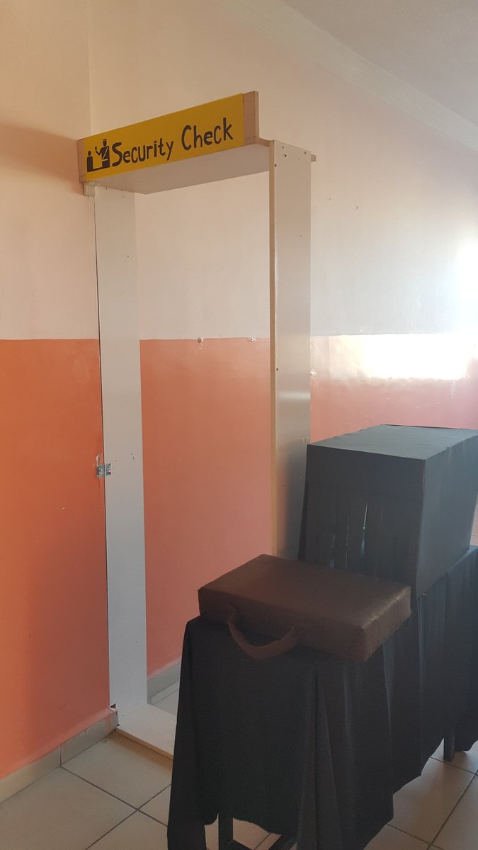 50den fazla ülkeyi, 1000den fazla öğrenciyi bir araya getiren bir platform. #etwinningkavuşturur <a href="/EnglishInStreet/">Muhammet AYDIN</a>