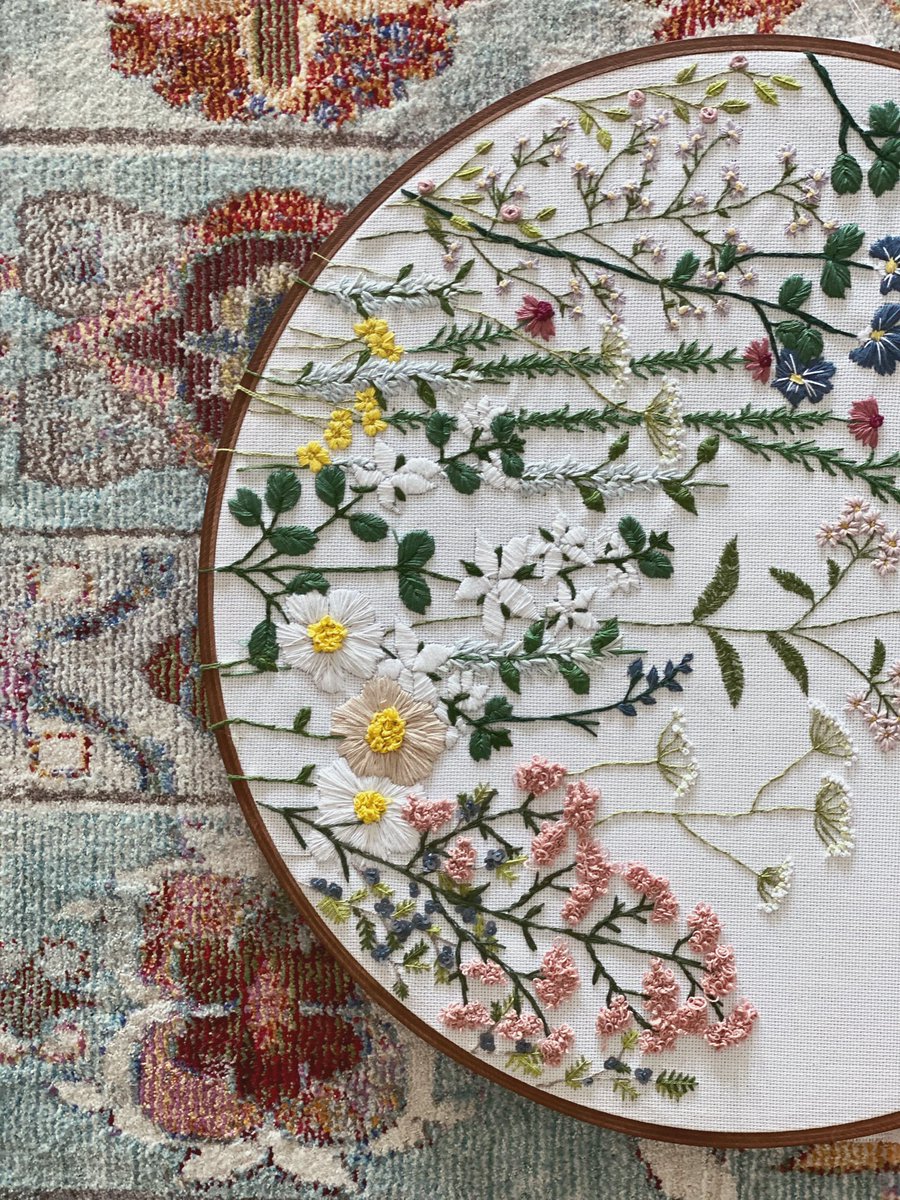 LamyaAlShaya's tweet photo. where wildflowers bloom🌱 #wildflower #art #embroidery https://t.co/gtcgaU9qqL