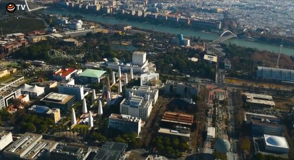 EXPO92's tweet photo. #ExpoVideo: La cadena @DMAX_es emitió esta semana un reportaje donde analizan las grandes infraestructuras de la Exposición Universal de Sevilla, un recinto no abandonado si no lleno de vida 📼 https://t.co/YthOZgLKHp https://t.co/G1gXT76bV3