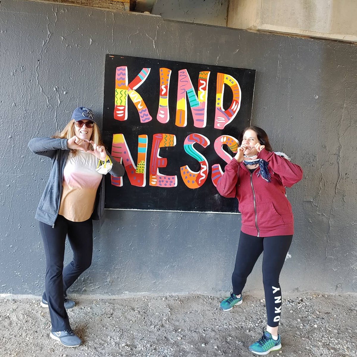 Life Is Good tweet media