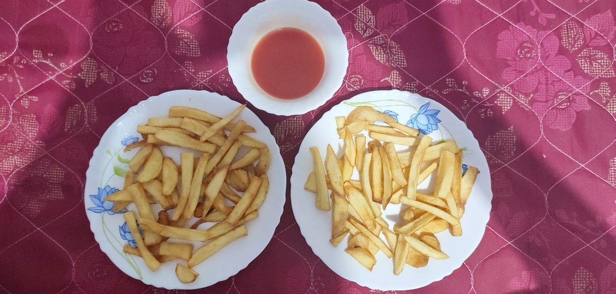 mittalraveena92's tweet photo. There is only one rule in French Fries - "No sharing" #hisplate & #herplate .
We follow rules and you must too.
#stayhome #staysafe @GauravSisodiya4
@theTHAKURAIN_ - What's say ๐ https://t.co/0fGf8yKo7y