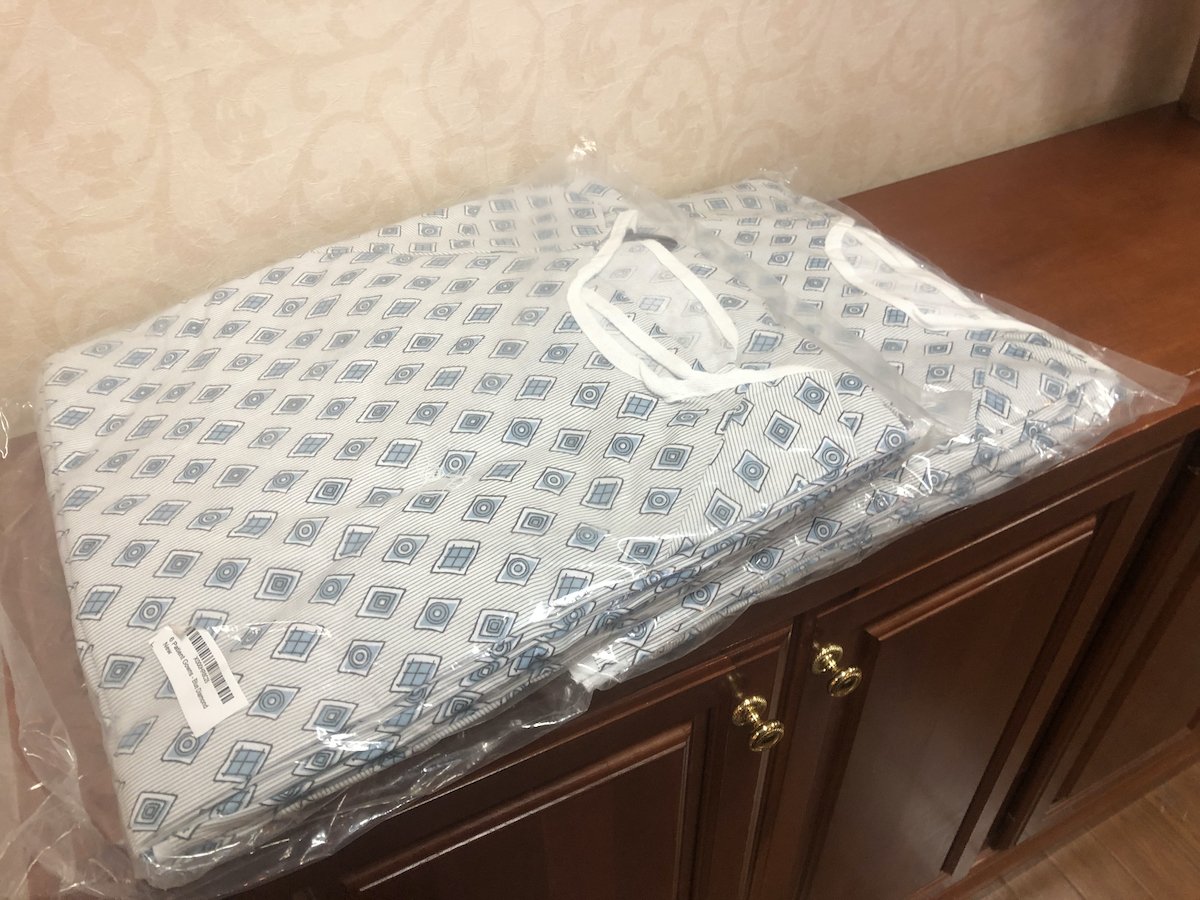 carolinacaring's tweet photo. The family member of one of our patients graciously donated hospital gowns earlier this week. We are so grateful to everyone in or community who is stepping up to help in big and small ways during the current crisis! #Caring4Community https://t.co/zcV9BfTvg9