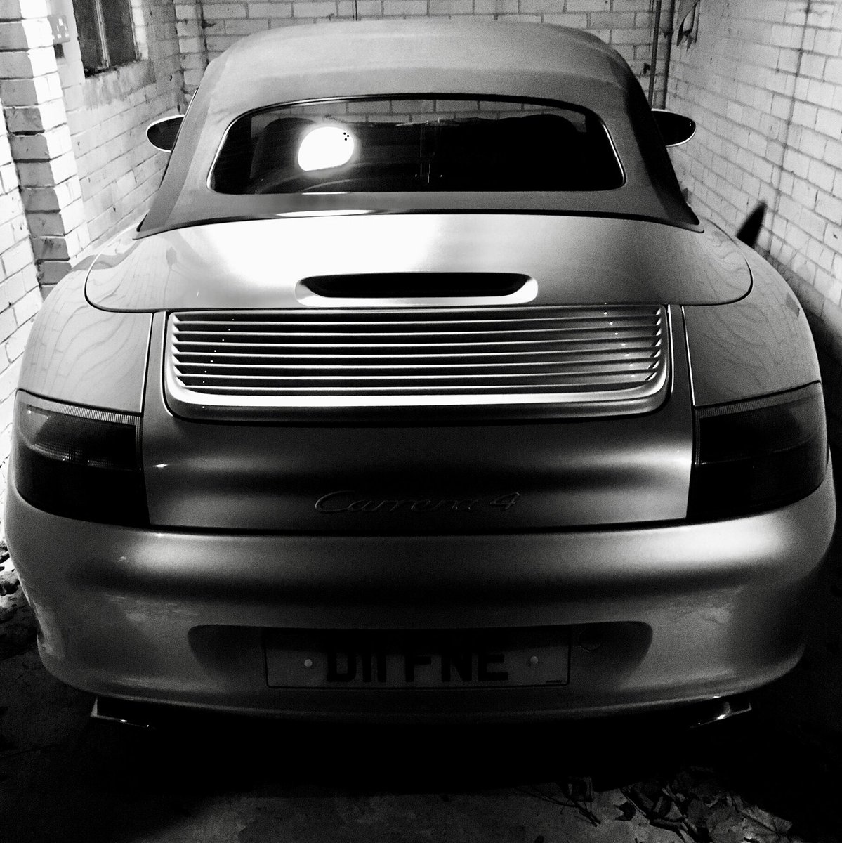 DefineSimon's tweet photo. @PorscheSauce https://t.co/khhm9elee8