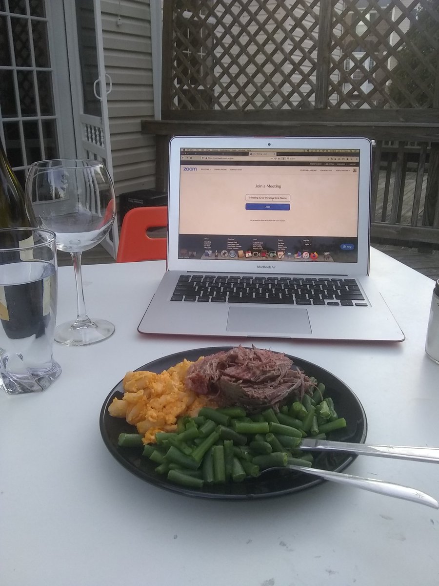 Amber25319570's tweet photo. Virtual date! So much fun! ♥️#stayinside https://t.co/c9nT7SRvP4