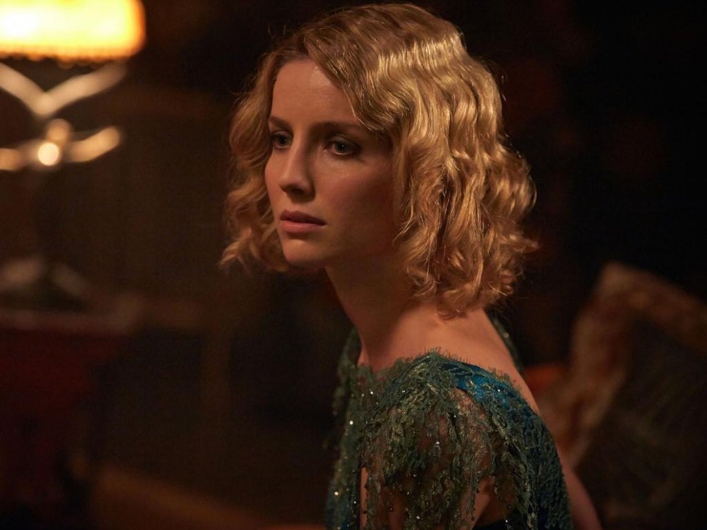 UnmecD's tweet photo. A la place de Tommy Shelby vous aurez choisit qui entre les deux?
Sacré dilemme 🤔
#TommyShelby #GraceBurgess #MayCarleton #PeakyBlinders https://t.co/Y5LJ5DOPhL