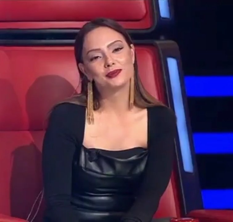 Canim❤ <a href="/EbruGundes/">Ebru Gündeş</a>