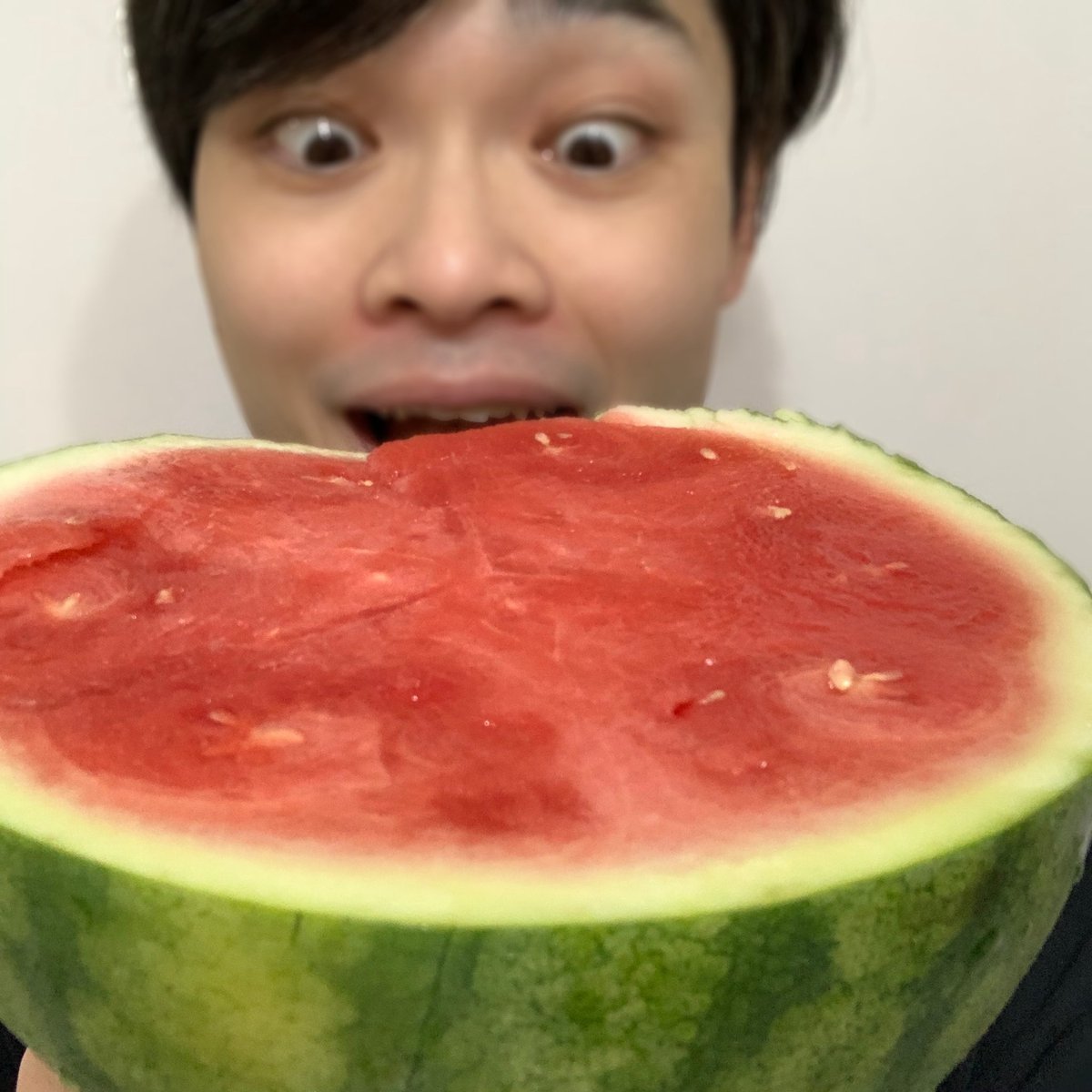 jackychew's tweet image. It’s melon time!
#jackychew #cooling #watermelon #yummy #random #eat