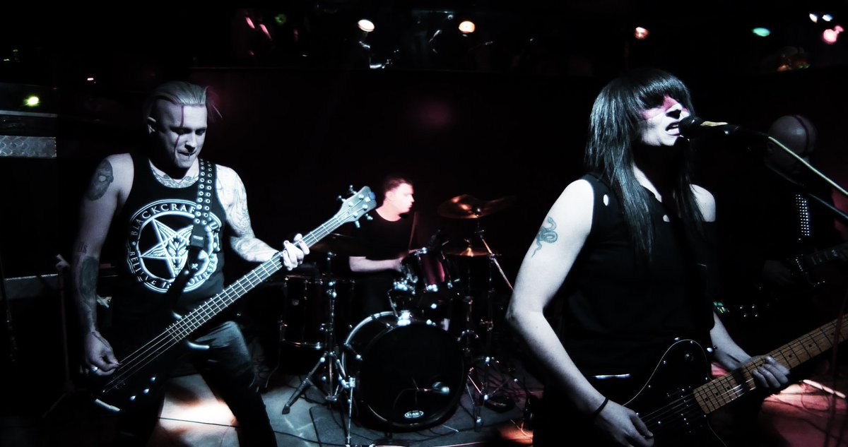 Live at <a href="/theredroomsa/">The Red Room (SA)</a> 2018

#polardust #postpunk #postrock #theredroomsa
#theredroom #fender #telecasterdeluxe #bassguitar #warwickbass
#TamaRockstar
#goth #gothicrock #alternative #industrial #joziunderground #latergram
#flashback #Tama #epiphone #epiphonesg