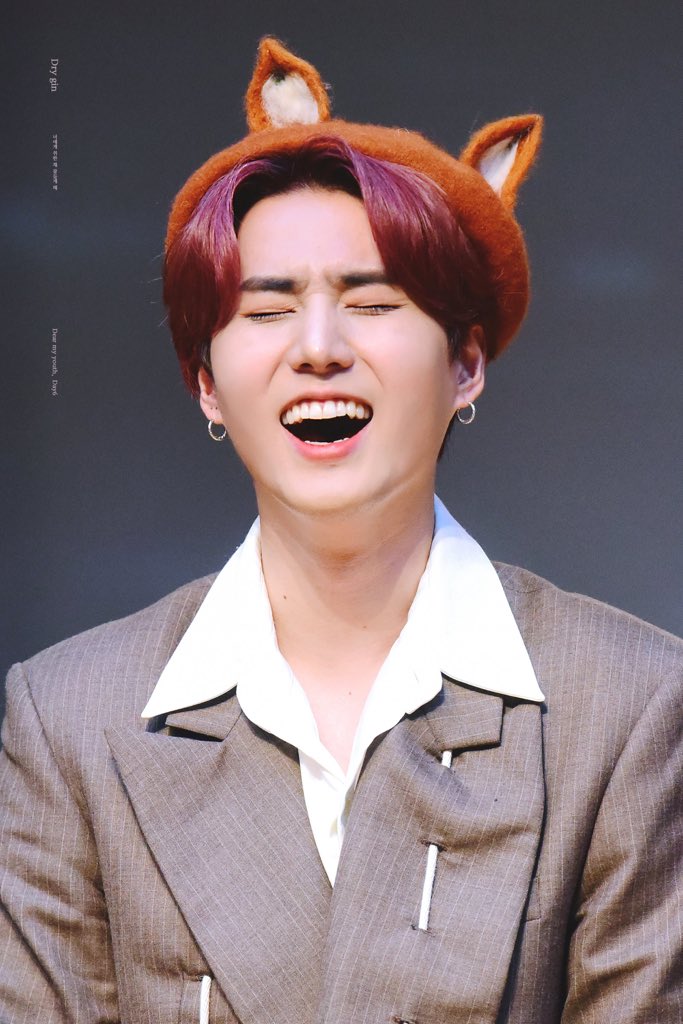 ↳ °˖✧ day 96 ✧˖°had a video call with my sister last night and it was pretty nice catching up with her after a while,, and youngk posted on ig today !! i love how he specified that they’re not new photos lol :,) and as always i miss day6 ;-; ♡