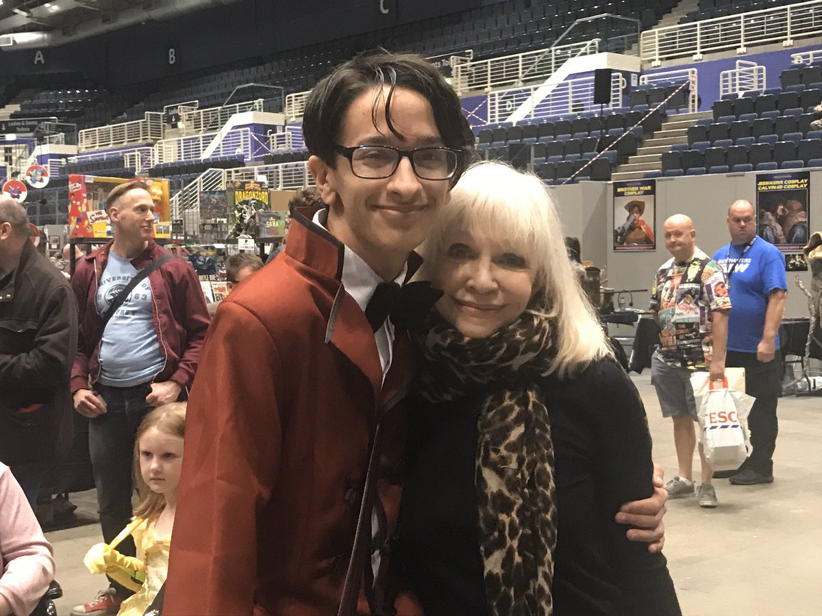 AMadmanNotABox's tweet photo. @ManningOfficial Hope you’ve been well, Katy. All the biggest hugs back to you. #JoLive https://t.co/m2aB2RKo24