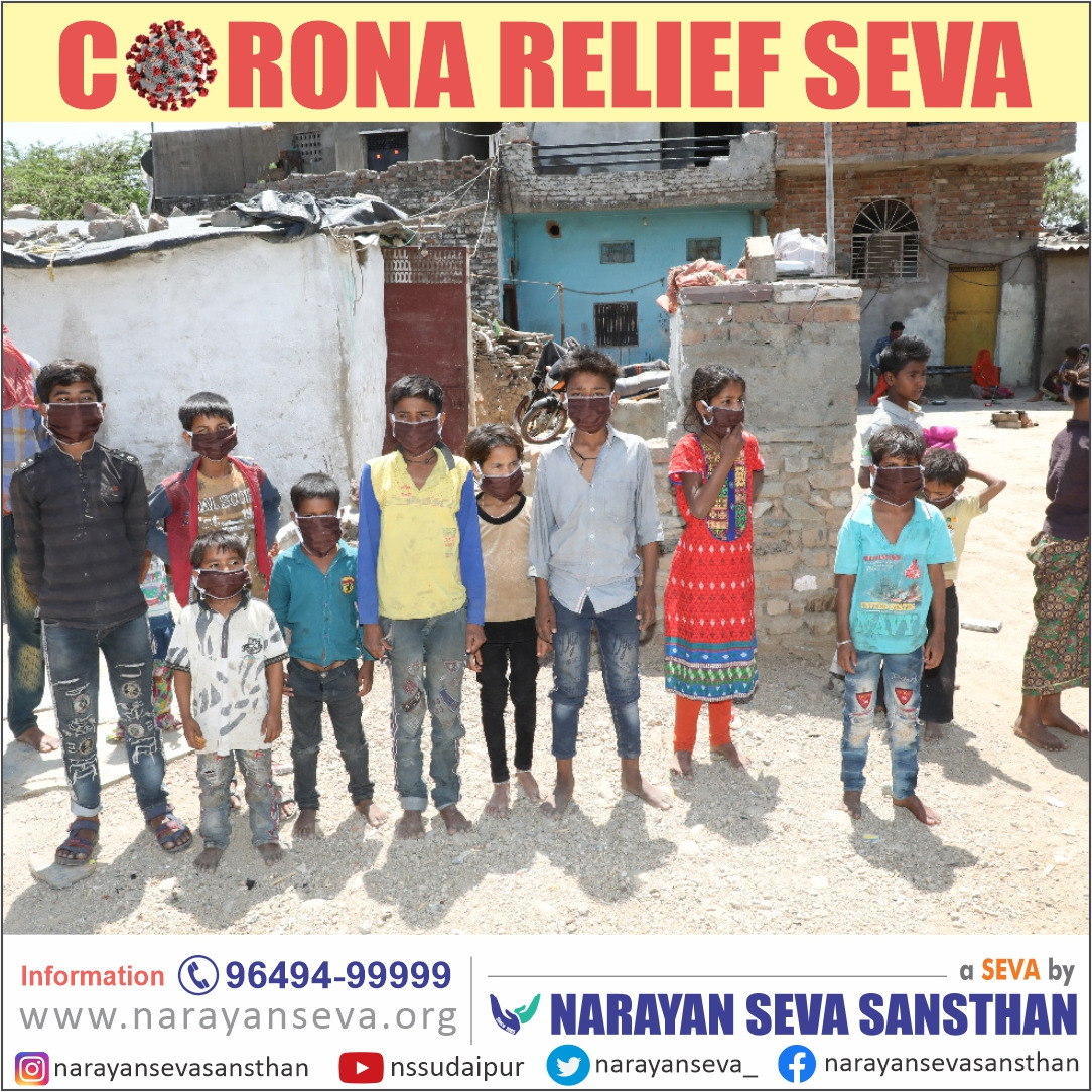 narayanseva_'s tweet photo. "Many people are left without food & shelter in the #CoronaVirusLockdown, they have more fear of dying from hunger than infection.
#NSSMitra team reached out to 2290 people with cooked meals and 40 families with food supply today.
Contribute Now for being a part of this service. https://t.co/BcwTDPmtHa