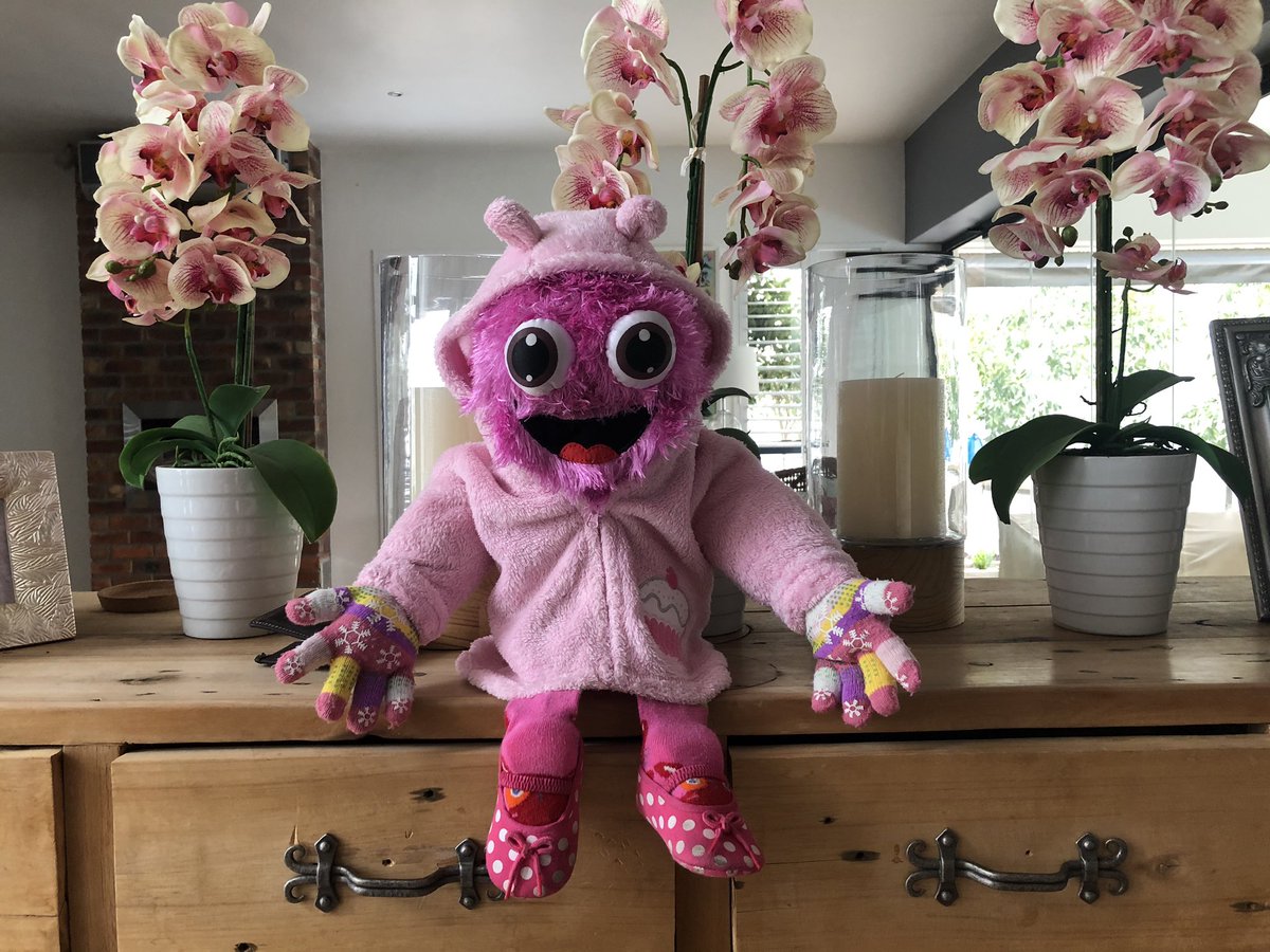 My Daughter asked us to buy her a WorryMonster.. We are in day 10 of lockdown and not able to go to shops.. So... we Made our own WorryMonster with things around the house! #boermaaknplan.<a href="/Daisy_on_Call/">Daisy on Call</a>