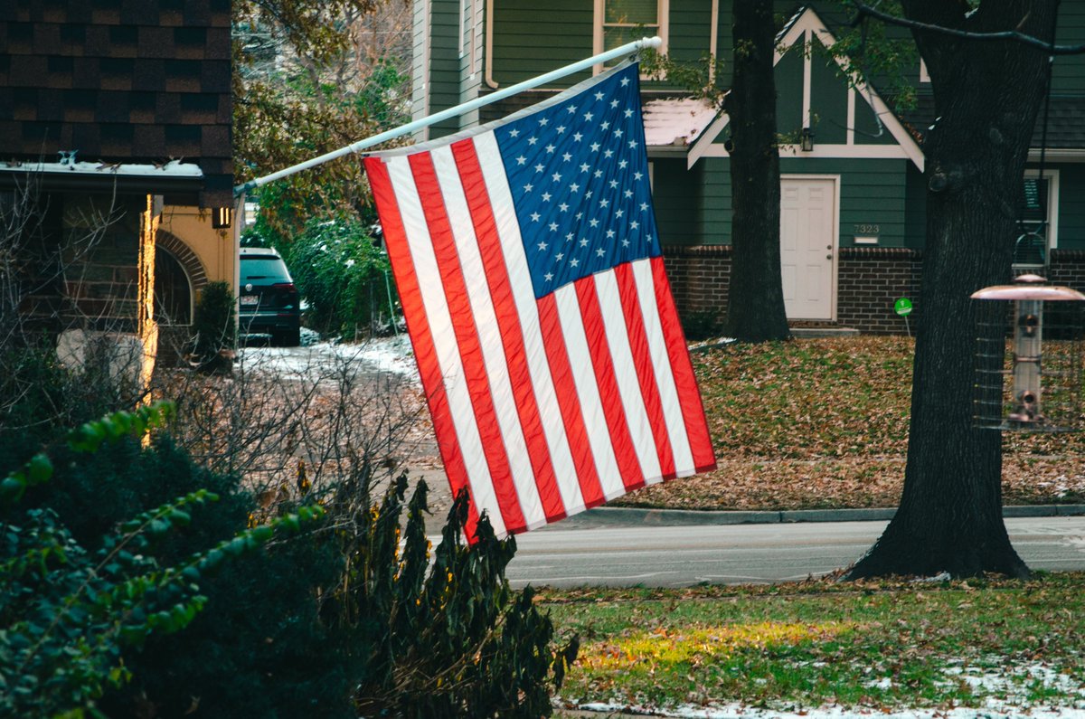 YourRadioDoctor's tweet photo. United We #stayhome

We’re All In This Together.  Show us your flag as a symbol of unity. The drive and determination that defines us as Americans will see us through this crisis and make us stronger in the end

#unitedwestayhome #covid19 #coronavirus https://t.co/ZbZXG9s3uG