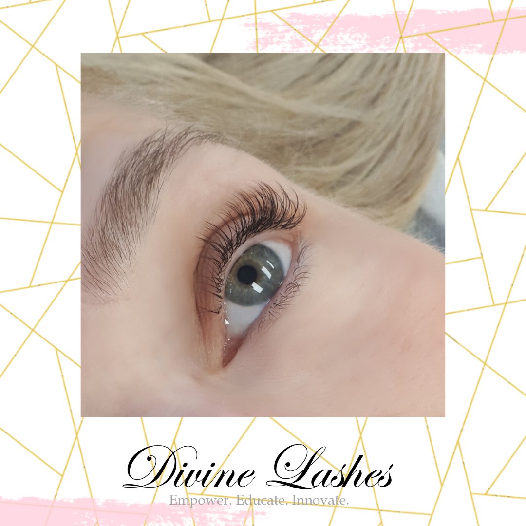 DivineLashes1's tweet photo. while in quarantine we can't stop thinking about lashes! π’ And doing lashes β€οΈ
.
Do you have any lash care questions while you're self-isolating?
.
Let us know by commenting!
.
#DivineLashes #BlueEyes #Toronto #Montreal #Lashes #Lashie #EyelashExtensions https://t.co/N9FVaxgELQ
