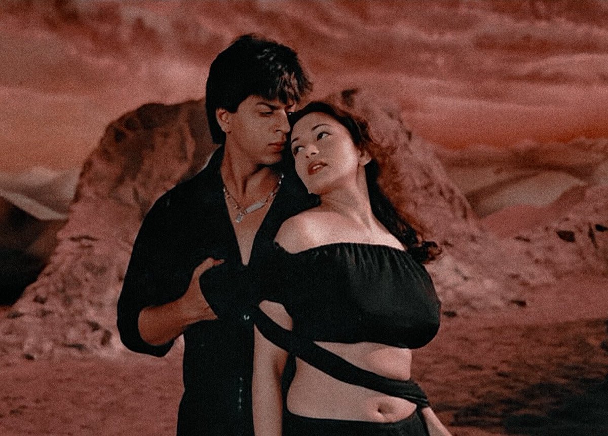 —dil toh pagal hai one of my all tym fav romantic musical movie ; the whole album is chef’s kiss plus the combo of srk madhuri karisma GOLDDDD <3