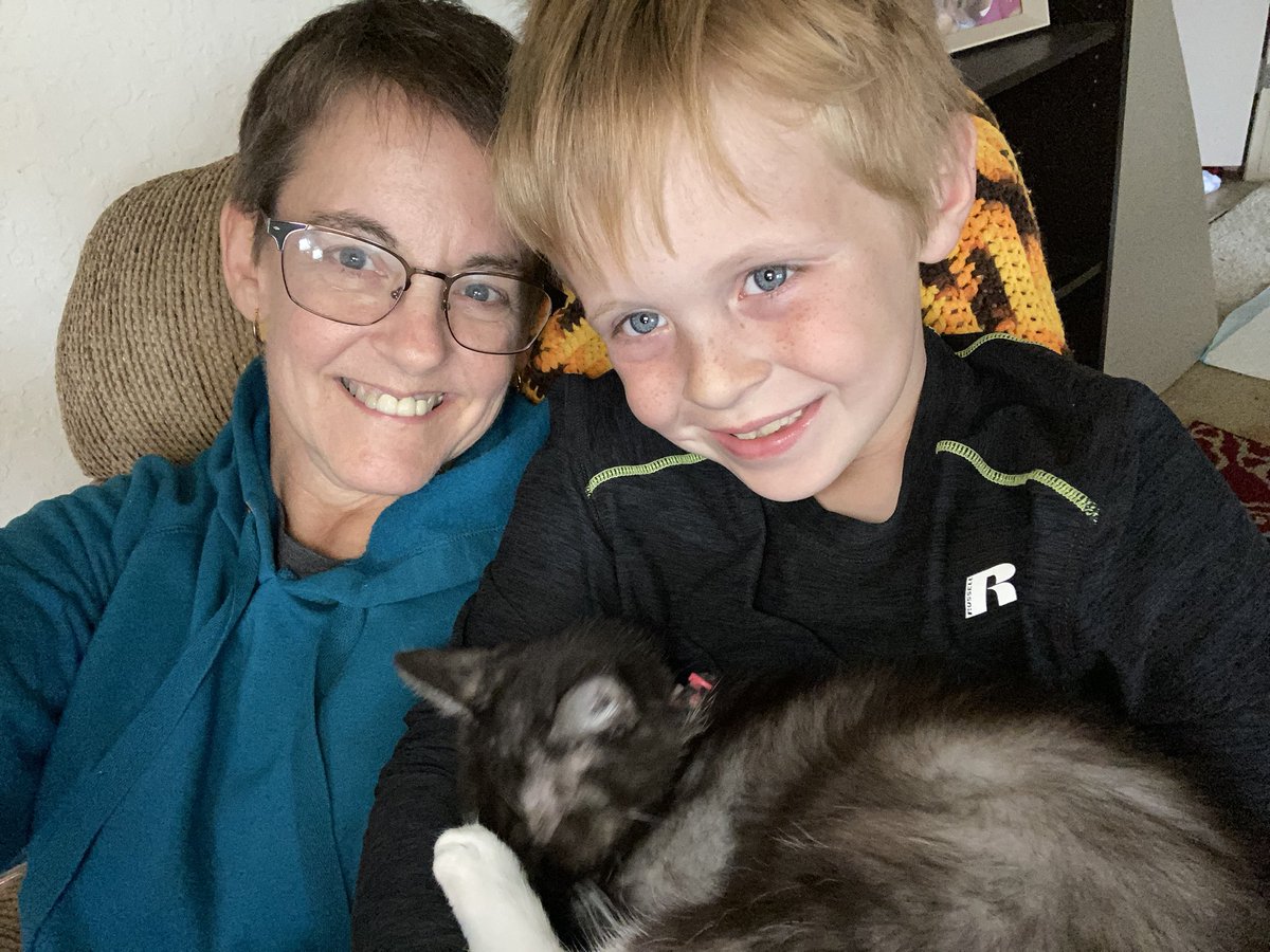 mwallace915's tweet photo. Just two of my favorite social distancing buddies! #thevirtualview @ViewPlainview https://t.co/vLwjkyaLwK