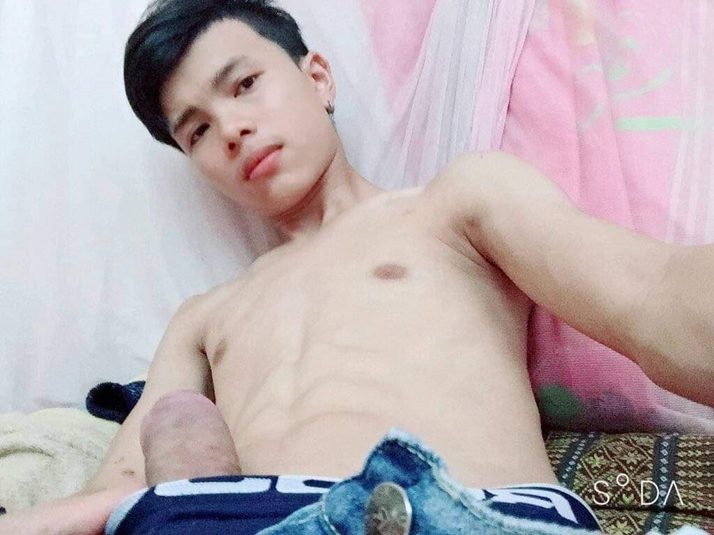 maxifinn1's tweet photo. Nice dick, i am so sorry 👽 https://t.co/h759HBu5Ca