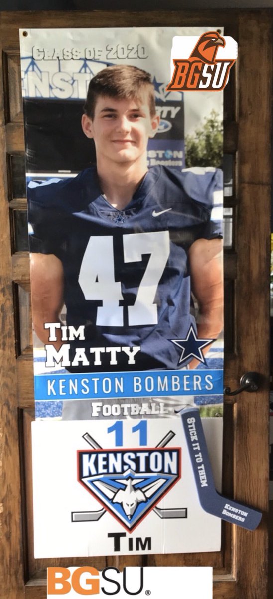 MichelleMatty1's tweet photo. Celebrating our Seniors! #Kenstonlovesourseniors @KenstonKHS @KenstonSchools @KHSBomberSports @Bomber_Football @kenstonhockey @KenstonKHSPTO https://t.co/28vZfhWOMC