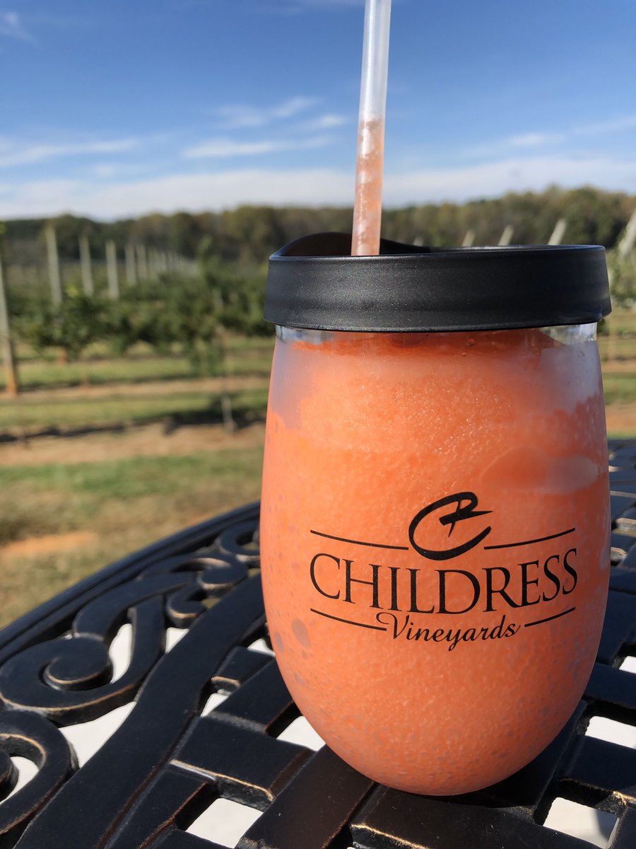 GunterDeanne's tweet photo. @ChildressWines    Can not wait to be in this same spot again soon https://t.co/yFk1dzpSyg