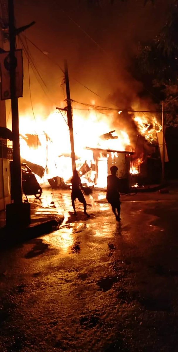 firealertmm's tweet image. 10-70
2nd Alarm
Brgy 132
Caloocan City

#FireAlertMetroManila
#FireAlertPH
#United
#Txtfire
#Federal
#Brigade
#Fighter
#NatCon
#Central

pic: ctto