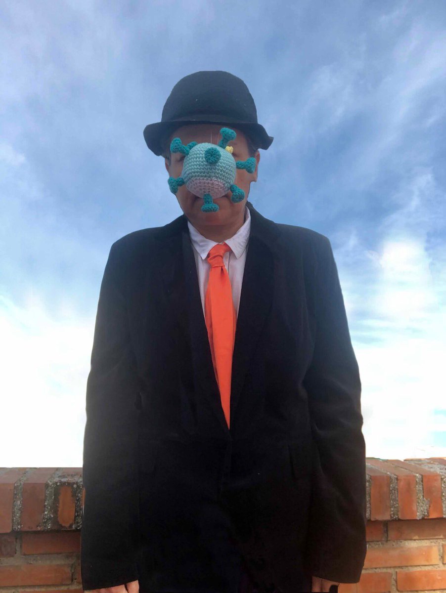pa8520's tweet photo. @GettyMuseum Here’s another René Magritte The son of man https://t.co/25GinCeNab