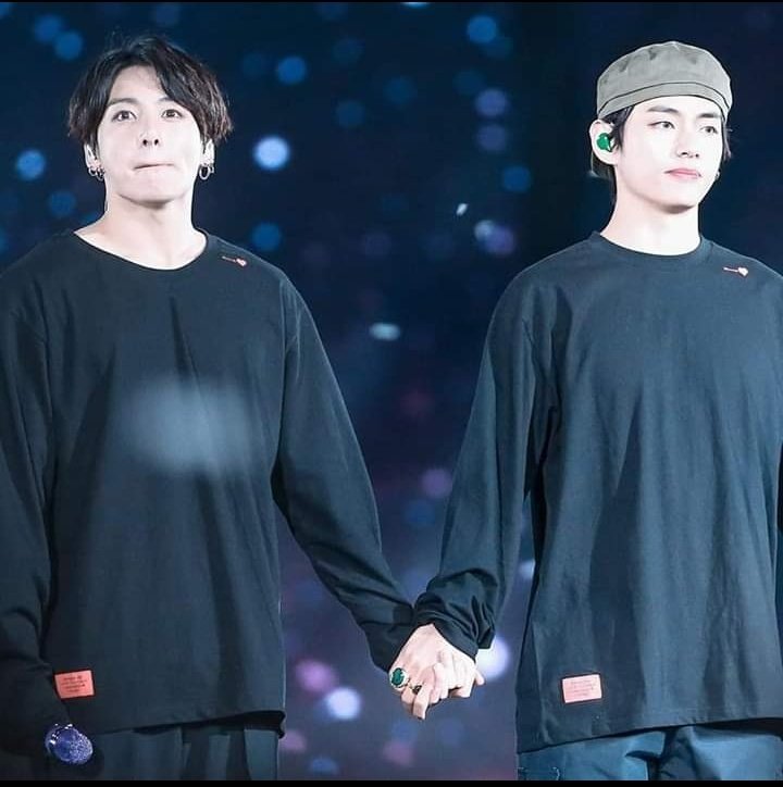 beatrice_borres's tweet photo. #happytaekookday💚💜💚💜<3#kimtaehyung #JeonJungkook https://t.co/CrBIobf1bC