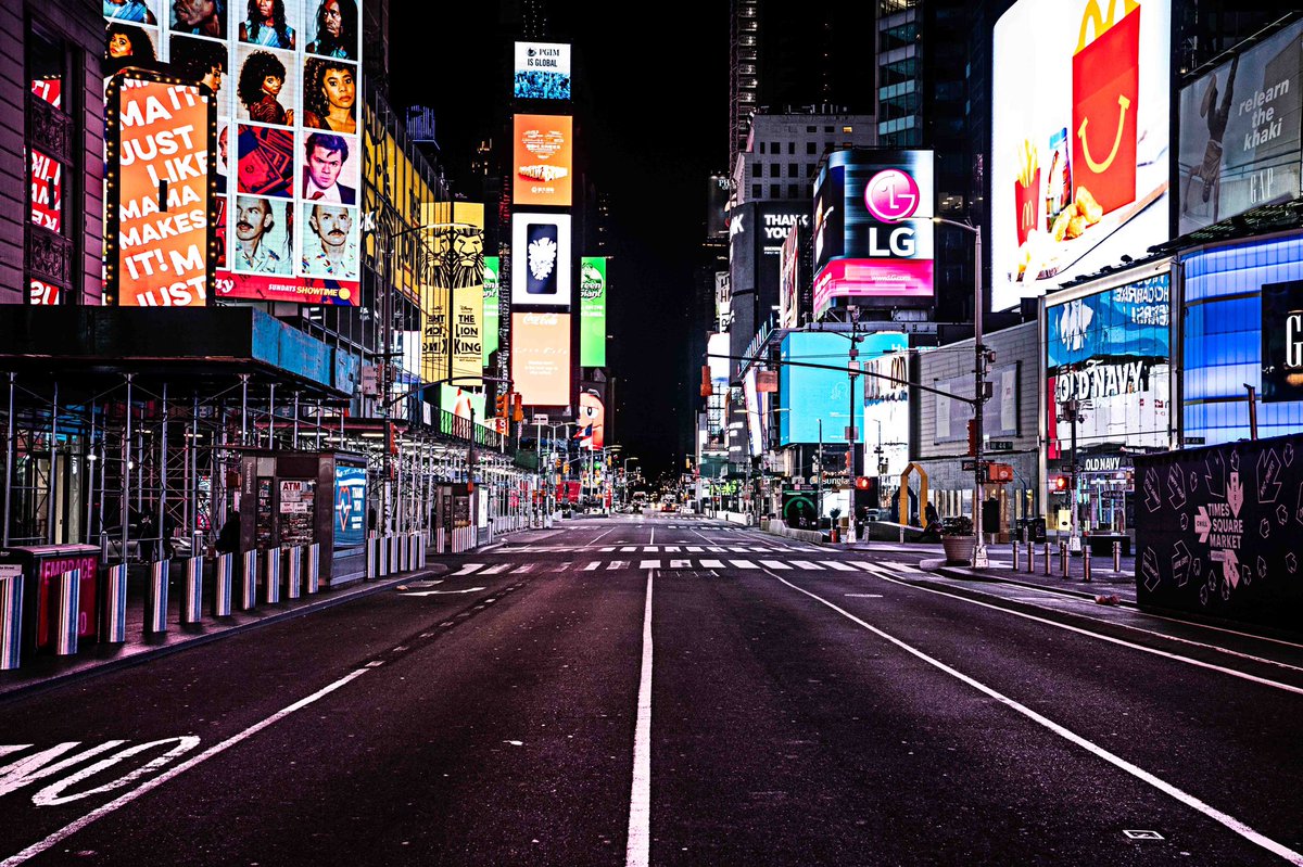 PHOTO OF THE DAY: TIMES SQUARE 8PM #NewYork #COVID19 #TimesSquare #photooftheday