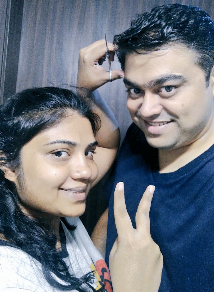 virajvyawahare's tweet photo. Real quarantine challenge. Get a haircut ππ»ββοΈ from your wife π
πΌββοΈ
#BossCut
#QuarantineCut
#QuarantineChallenge
#KhataronKeKiladi #LockDownTimePass https://t.co/IQCIjFnL7y