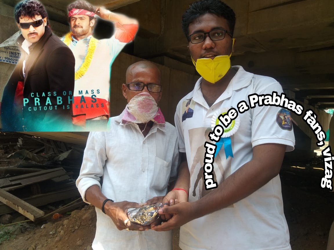 Hemanth83419's tweet photo. #vizag #Prabhas20 #donatingfood #Donated @iam__kishore @PrabhasFanArmy @ivdSAAHO @pubzudarlingye @PrabhasfanSue @shyamMSDian07 @AKHILPRABHAS18 @Prabhas_Team @only_prabhasfan @NizamPrabhasFC @AndhraPrabhasFC @DpsPrabhas @fanofPrabha @ombramaifu6 @devikadevu72 @deepuzoomout https://t.co/r5kHwaulIx