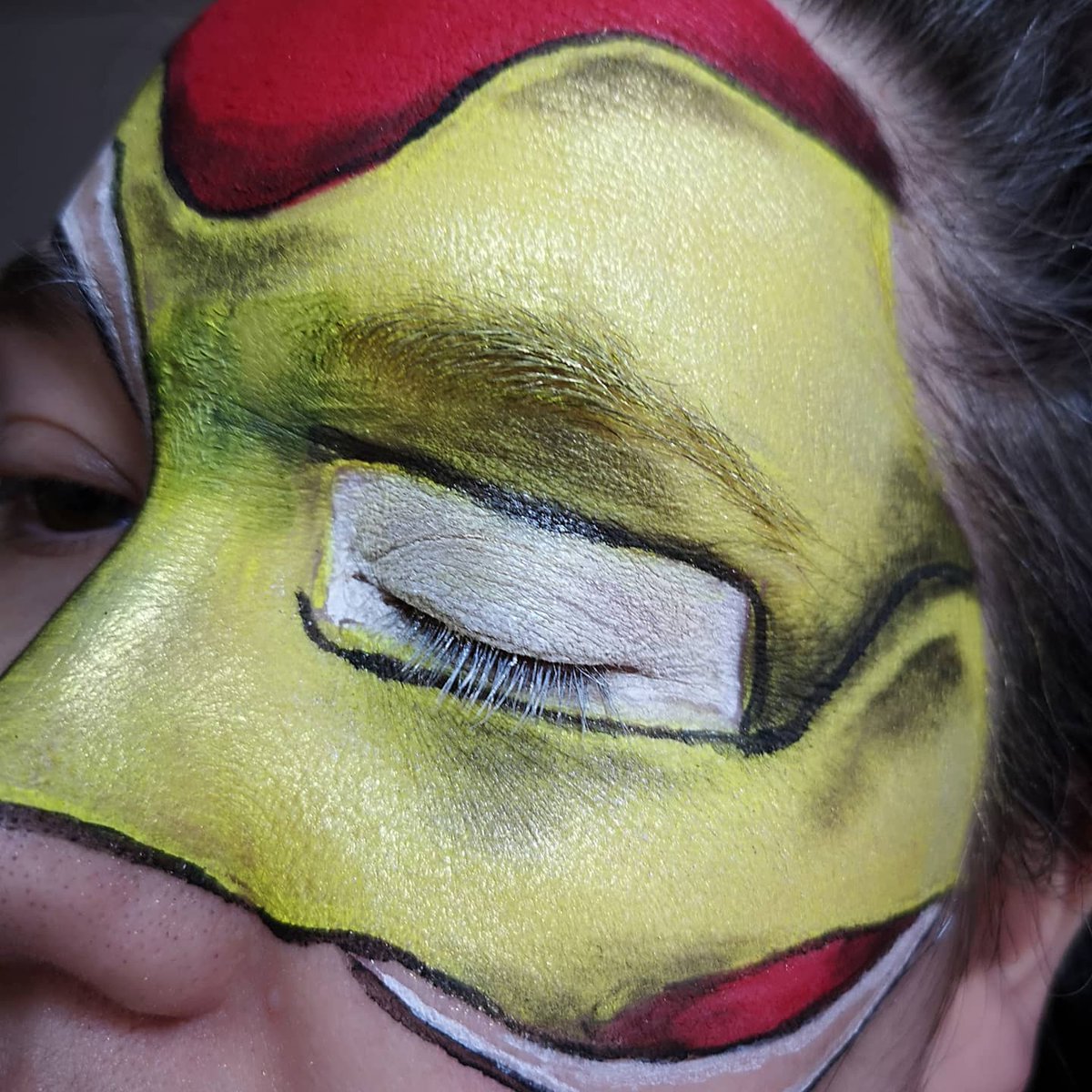 makeup_mummy17's tweet photo. Iron man part of our Sunday collab on insta

@Snazaroo white, black, red and yellow paints
@ObsessionLDN_ feels highlight in gold
@MakeupRVLTN reloaded velvet rose palette

Eye edited

#IronMan #makeup #makeupobsessionprlist #jeffreestarcosmetics #morphebabe https://t.co/GZuAJL5L6h