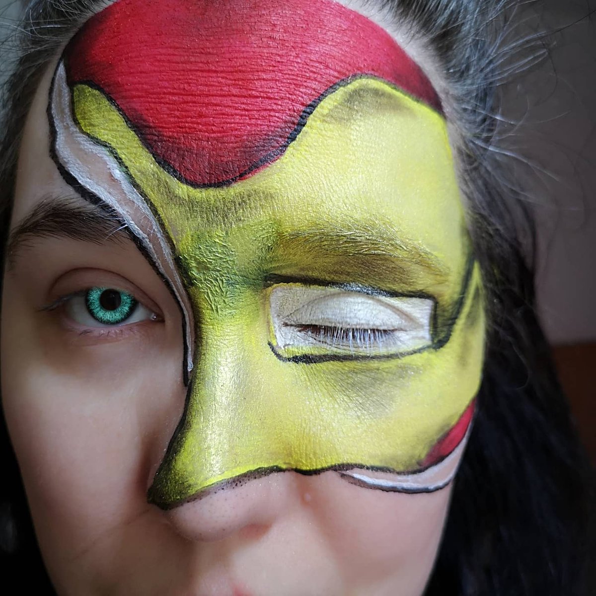 makeup_mummy17's tweet photo. Iron man part of our Sunday collab on insta

@Snazaroo white, black, red and yellow paints
@ObsessionLDN_ feels highlight in gold
@MakeupRVLTN reloaded velvet rose palette

Eye edited

#IronMan #makeup #makeupobsessionprlist #jeffreestarcosmetics #morphebabe https://t.co/GZuAJL5L6h