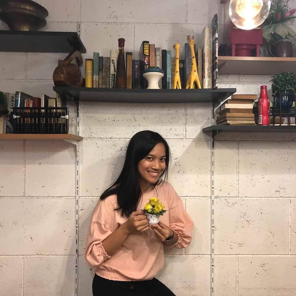ky_rica40's tweet photo. hello pls kunin niyo na! 

Name: Anniya but people call me Anya. Much better siguro kung baby na agad tawag mo saakin 😉
Age: 19 (nasa tamang age na ako kaya i am ready for anything MWAHAHA)
School: UERM 
Year and course: BSPT (hindi ako manghihilot pero for u i wil add special + https://t.co/TArcK1ySqo