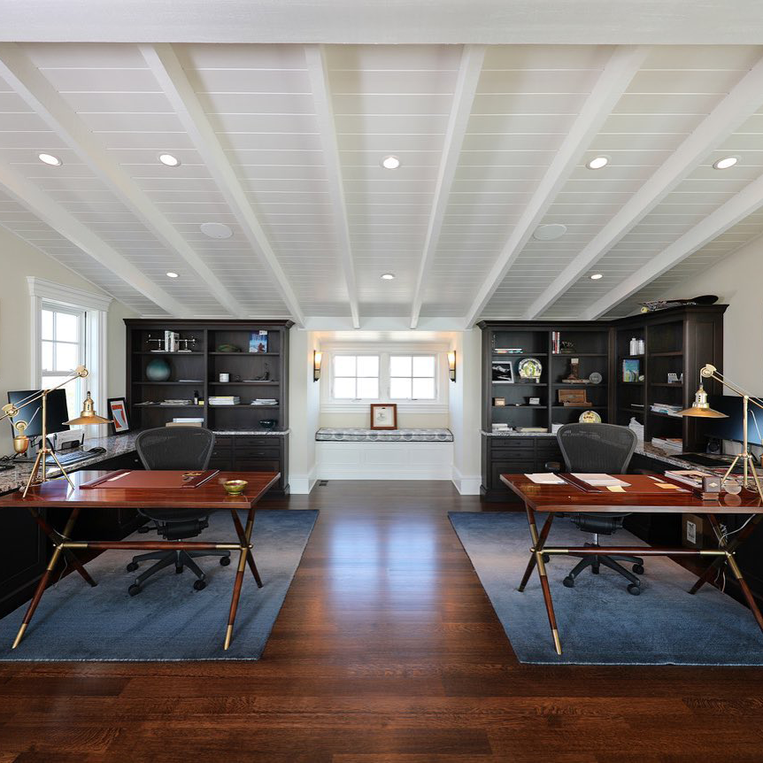 theoalex's tweet image. The ideal office for the #workfromhome #powercouple offers storage, built-in tech &amp;amp; customizable features, @MartaMinteriors 👩‍💻👨‍💻 Featuring The Double X II #WritingTable 

#homeoffice #officedecor #WFH #homeoffice #stayproductive #theodorealexander