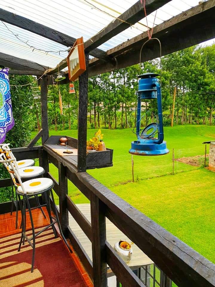 muthoni_njakwe's tweet photo. This is quite inspiring.
Wairimu Ndiba's Tiny Cozy home.
#BeautifulArt
#ContainerHomes
#Affordable https://t.co/HQvbb6bIJA