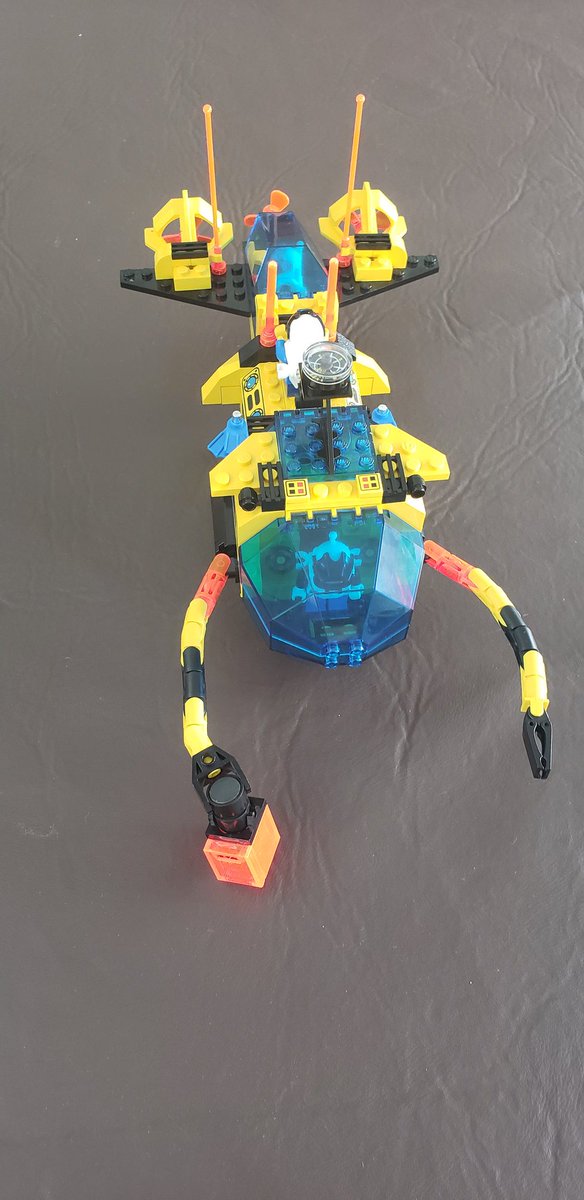 Billy York Today S Classic Lego Was The Aquanauts Crystal Explorer Sub Featuring A Real Working Magnet And The First Set That Had Print Pieces Instead Of Stickers Admittedly I Was