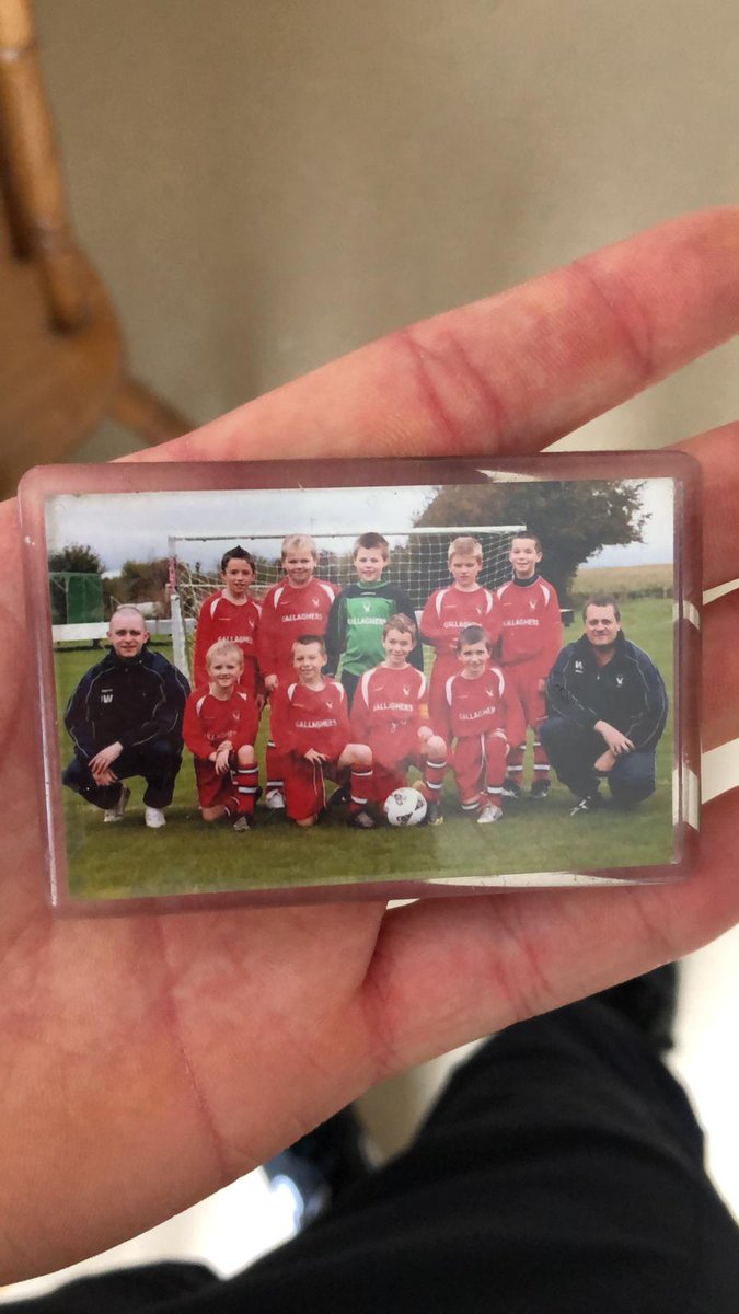 davered17's tweet photo. @pitbullmitchell @n_jones5 @PhillyBryan1 @BenHeath2021 @adamraby1 Took me a while to find this Mitchell, hence the delay. Give my love to your mum and dad #NAYFC https://t.co/NBBVk665IG