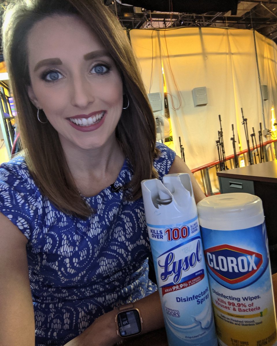 ChelsAndrewsWX's tweet photo. Color-coordinating with the real MVPs this morning!
@lysol_us @clorox #socialdistancing #diegerms #washyourhands #disinfect #cleanupcrew https://t.co/VNOB7SQwLY