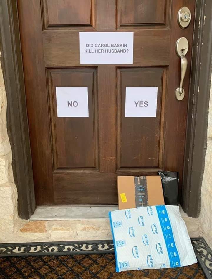 CallMeLeaps's tweet image. Another one!! 🤣🤣🤣 #TigerKing