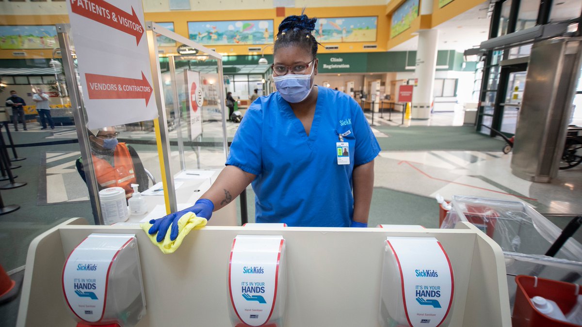SickKidsNews's tweet image. ICYMI: The #SickKidsCrew in Housekeeping is doing double-duty these days to keep the hospital clean and sanitized. Thanks to this important group of #HealthCareHeroes for keeping our patients, families and staff safe.