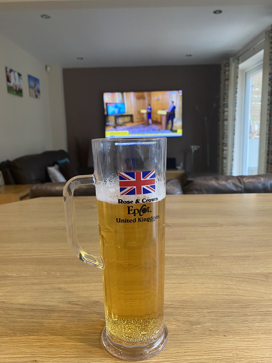 Loyndy's tweet photo. Todayβs #BorisBeer. Changed up the glass a bit. #Epcot seems a very long way away at the moment. https://t.co/V0macE46G4
