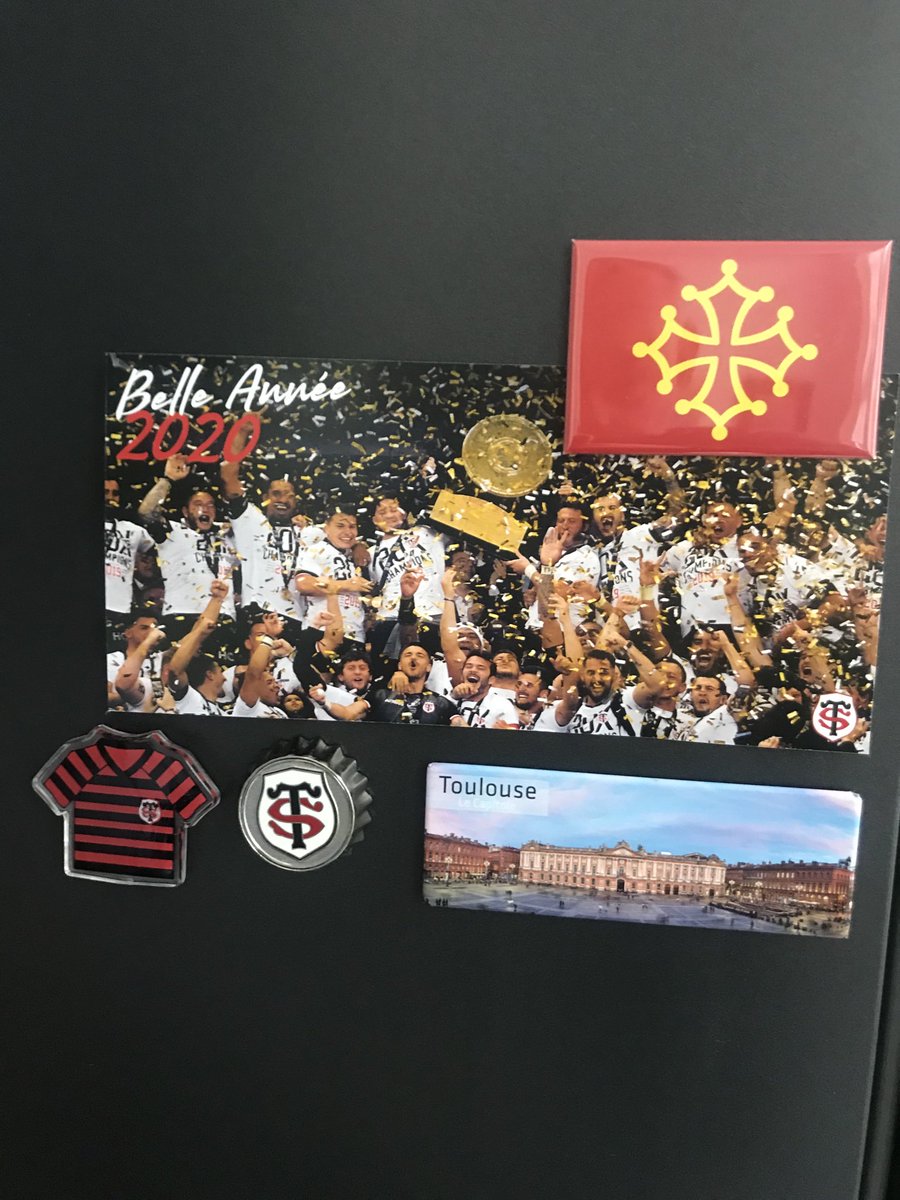 Nous vivons des temps étranges 🔴⚫️ ⁦<a href="/didierlacroixx/">Didier Lacroix</a>⁩ ⁦<a href="/StadeToulousain/">Stade Toulousain</a>⁩ Pour supporter notre club, et si ça peut aider à prendre la décision, ne me remboursez pas mon Abo, ni le billet contre Ulster. Être solidaires nous fera toujours gagner! #jesupportemonST 💪👍