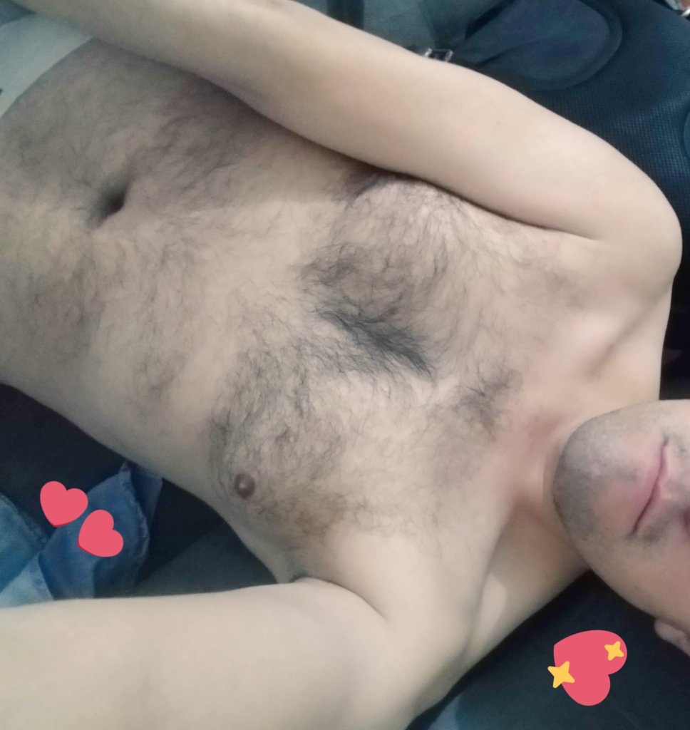 josephmen00's tweet photo. @iampeludo Así es
Este twit se responde con una foto
Te dejo mi pecho peludo para ti
#bearhot #velludo #menbear #CuarentenaPorLaVida #peloenpecho #tentacion #domigo #6deabril #encasa #deblanco #menrico https://t.co/XN0Z4gadGO