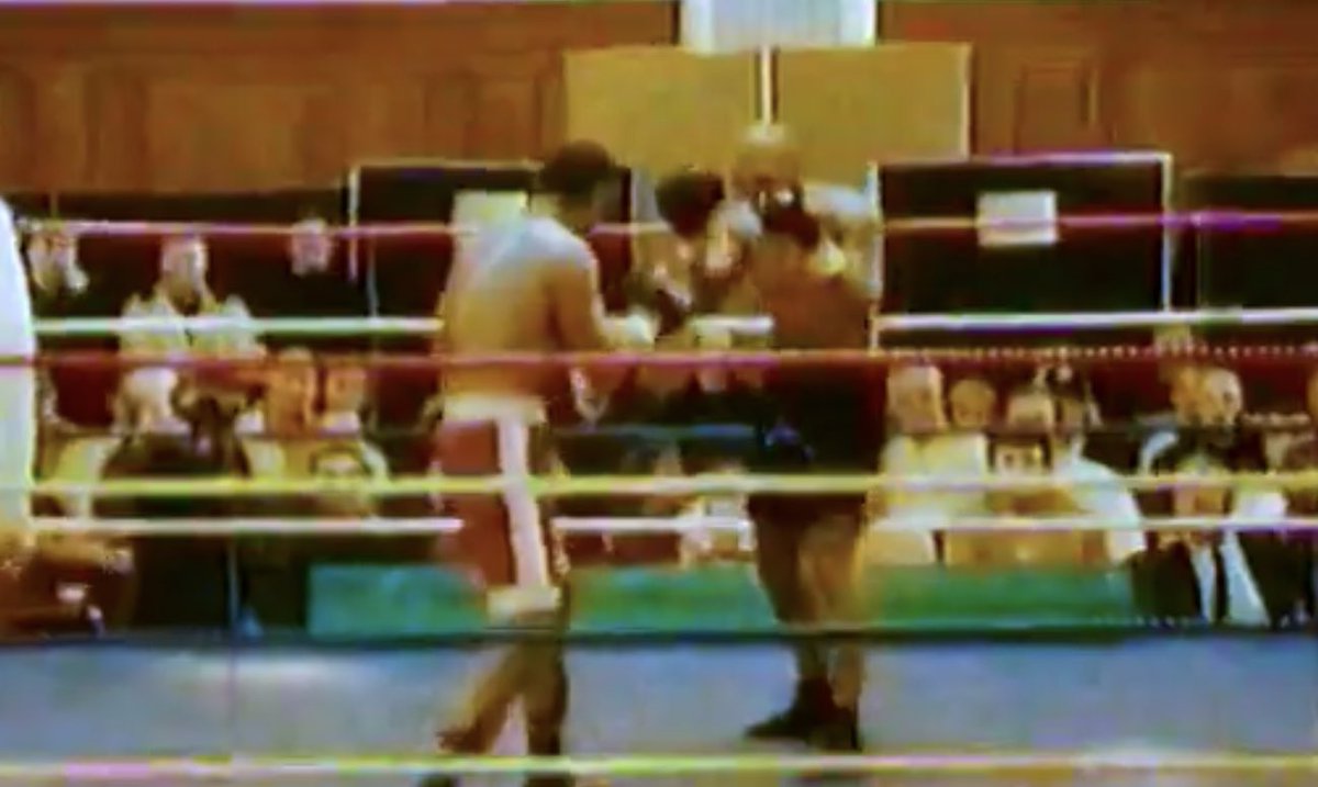 vipboxing's tweet photo. A vicious performance from a very young @JamieMoore777 v Kasi Kaihau Palace Hotel, Manchester, Lancashire, 12.11.2000 https://t.co/4N3Fe2y6wx via @YouTube https://t.co/9lKqjzwr8x