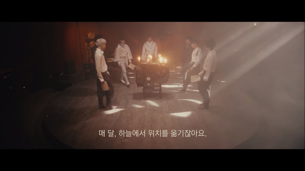 allkpop's tweet photo. GOT7 drops comeback 'DYE' cinema trailer + script for 'Not By The Moon' 
https://t.co/UgyQ5OEVFb https://t.co/SEwMFiYOBL