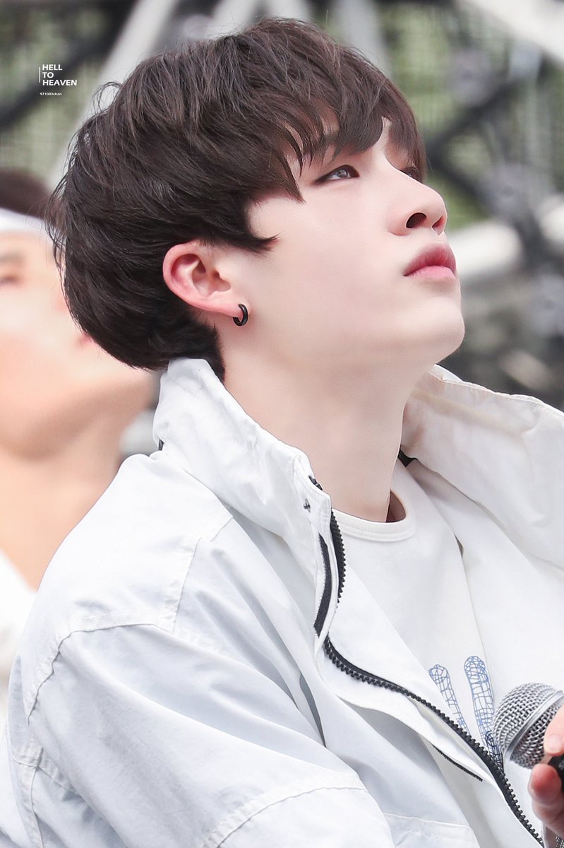 #방찬 #찬 #straykids 

<a href="/Stray_Kids/">Stray Kids</a>